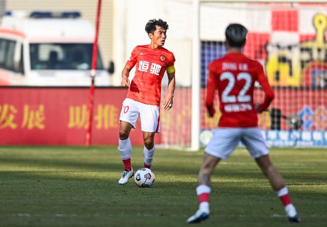 kaiyun-【2021中超总结之广州】为广州之名 挺过最艰难赛季